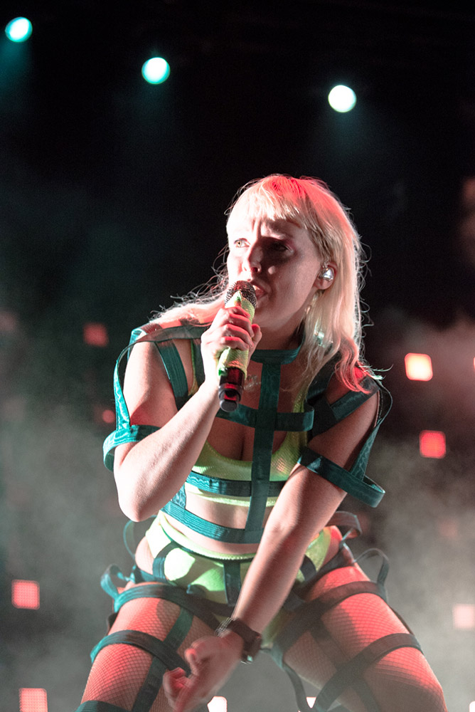 Sylvan Esso, Edgefield Amphitheater, photo by Ignacio Quintana
