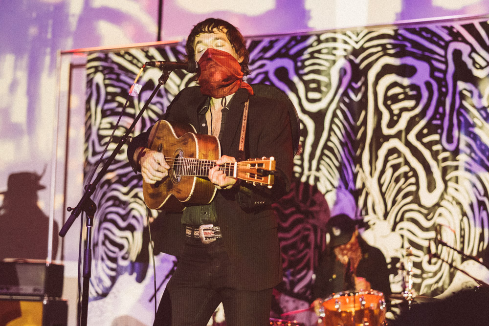 Silver Triplets of the Rio Hondo, Vitalidad Movement Arts & Events Center, photo by Daniel Stindt