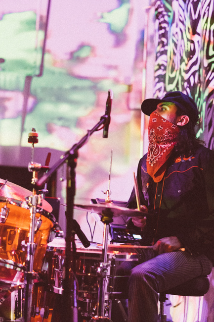 Silver Triplets of the Rio Hondo, Vitalidad Movement Arts & Events Center, photo by Daniel Stindt