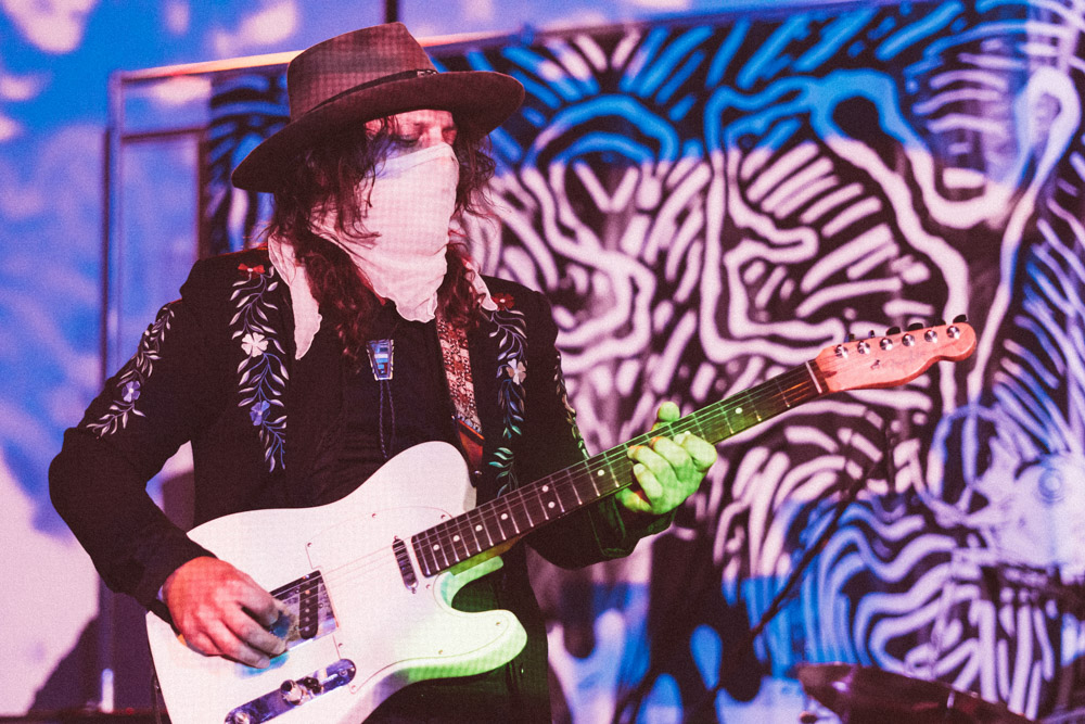 Silver Triplets of the Rio Hondo, Vitalidad Movement Arts & Events Center, photo by Daniel Stindt