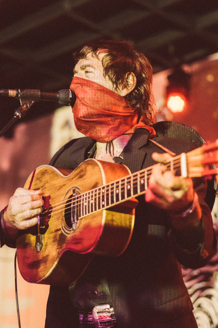 Silver Triplets of the Rio Hondo, Vitalidad Movement Arts & Events Center, photo by Daniel Stindt