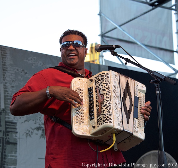 Waterfront Blues Festival, Tom McCall Waterfront Park, photo by John Alcala