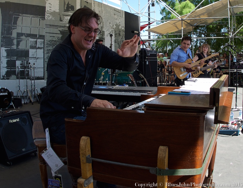 Lisa Mann, Waterfront Blues Festival, Tom McCall Waterfront Park, photo by John Alcala