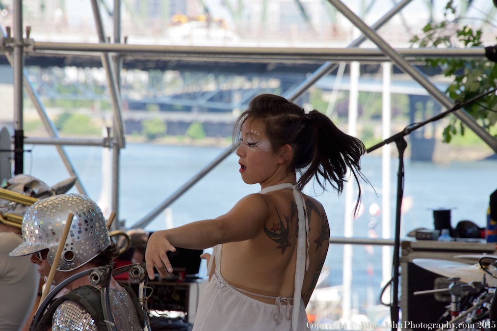 LoveBomb Go-Go, Waterfront Blues Festival, Tom McCall Waterfront Park, photo by John Alcala