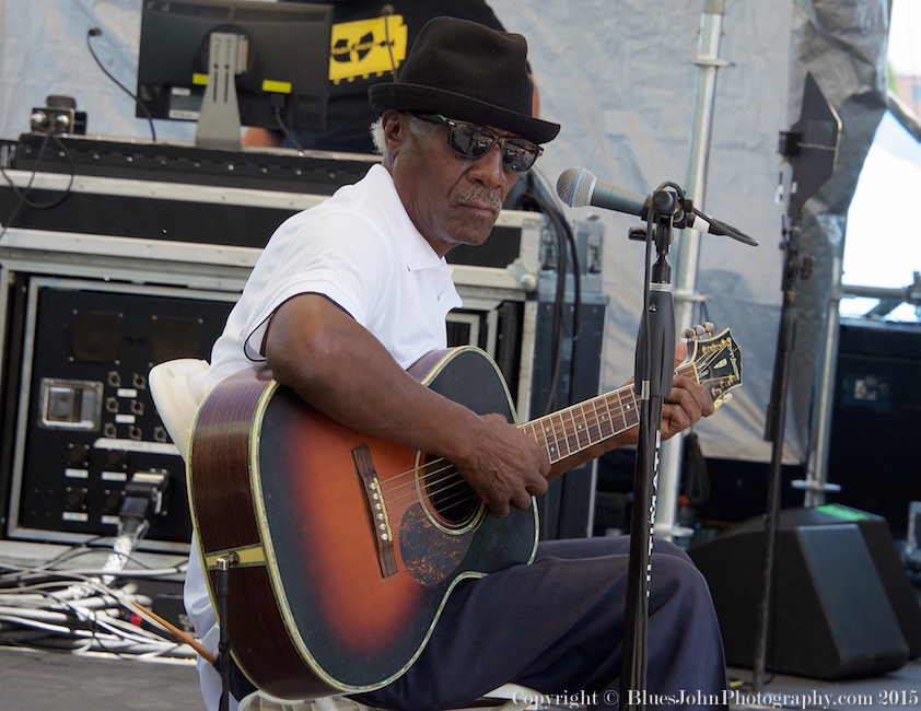 Waterfront Blues Festival, Tom McCall Waterfront Park, photo by John Alcala