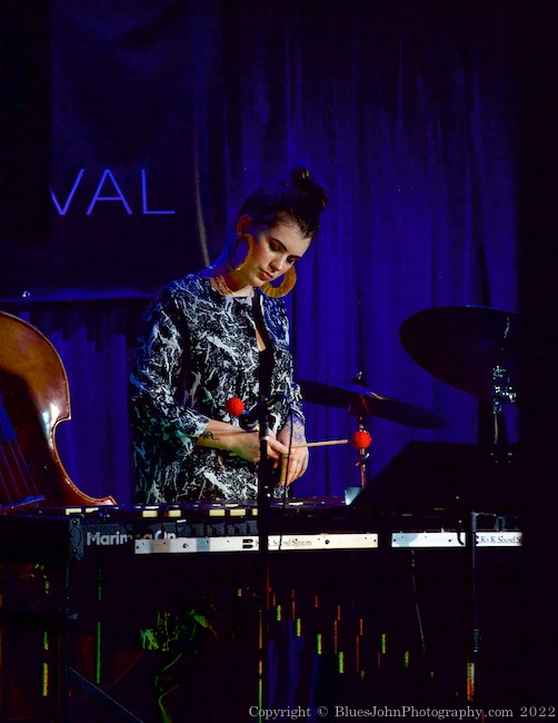 Sasha Berliner, Jack London Revue, photo by John Alcala