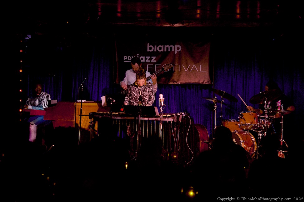 Sasha Berliner, Jack London Revue, photo by John Alcala