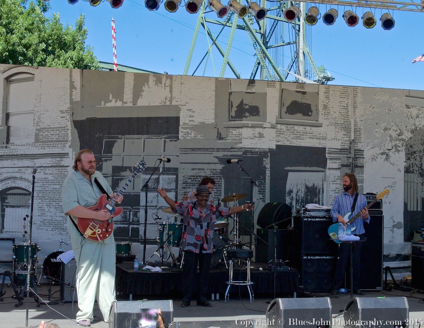 Waterfront Blues Festival, Tom McCall Waterfront Park, photo by John Alcala
