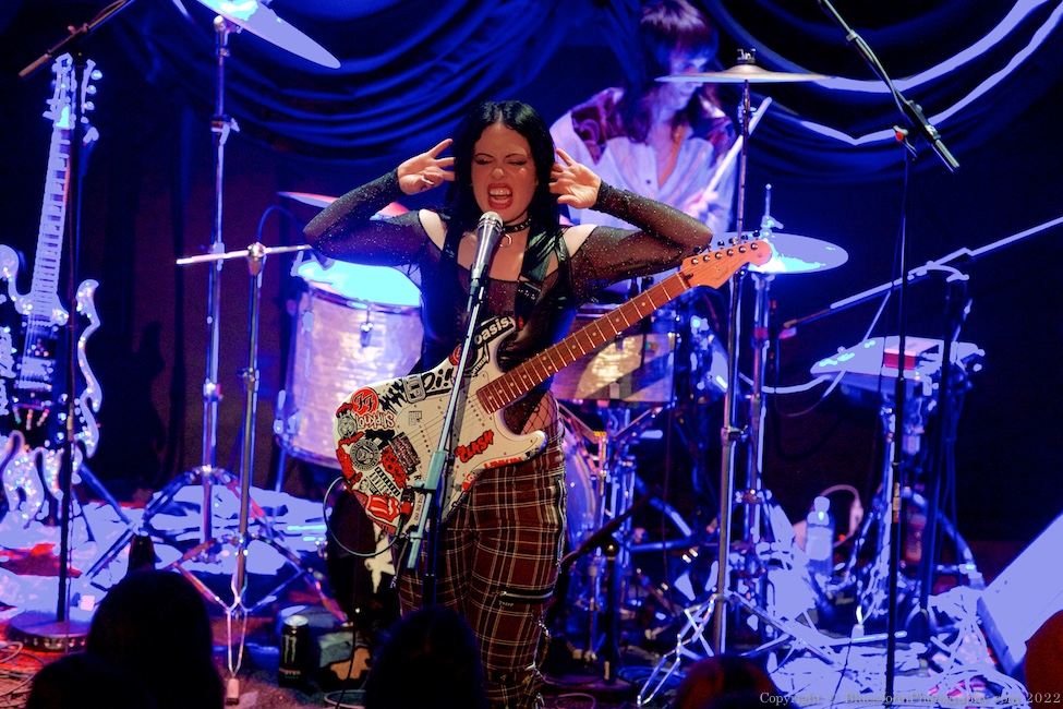 Kelsy Karter, Mission Theater, photo by John Alcala