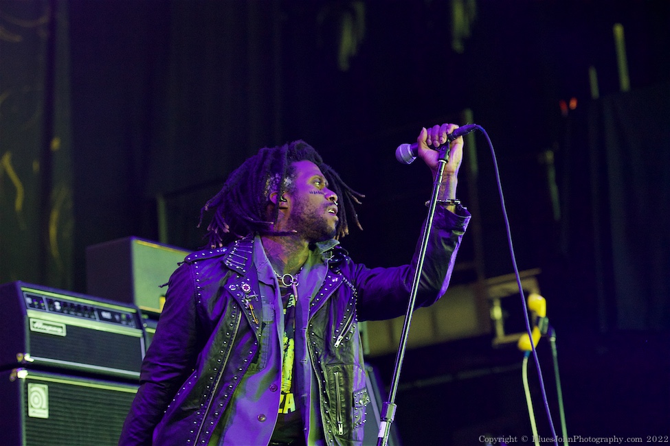 Ho9909, RV Inn Style Resorts Amphitheater, photo by John Alcala