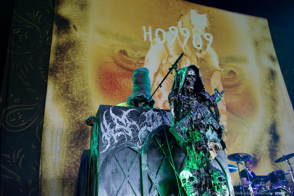 Ho9909, RV Inn Style Resorts Amphitheater, photo by John Alcala