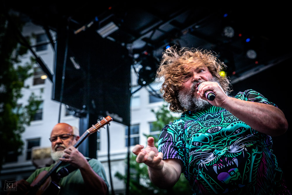 Tenacious D, Pioneer Courthouse Square, photo by Kris Luke