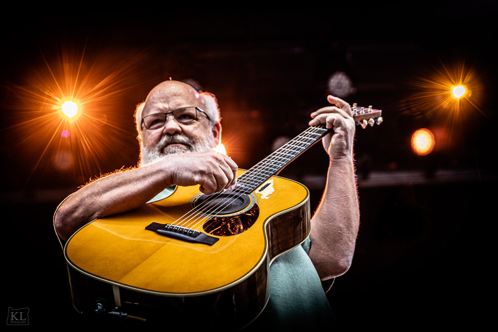Tenacious D, Pioneer Courthouse Square, photo by Kris Luke