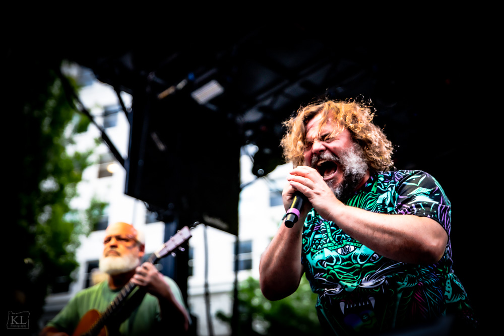 Tenacious D, Pioneer Courthouse Square, photo by Kris Luke