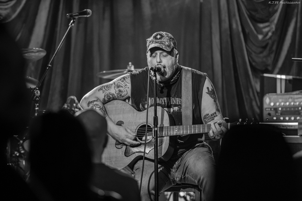 Michael Dean Damron, Dante's, photo by Kevin Pettigrew