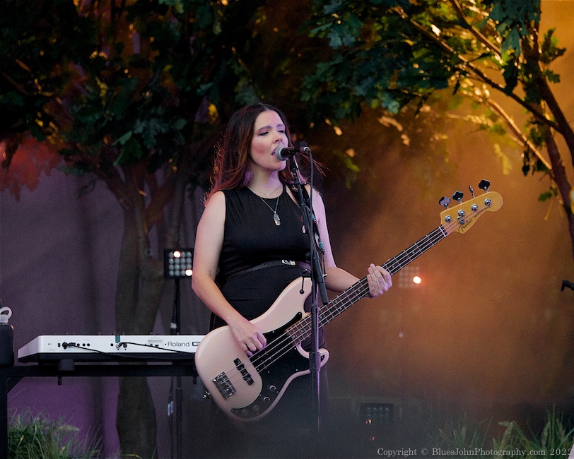Maren Morris, Edgefield Amphitheater, photo by John Alcala