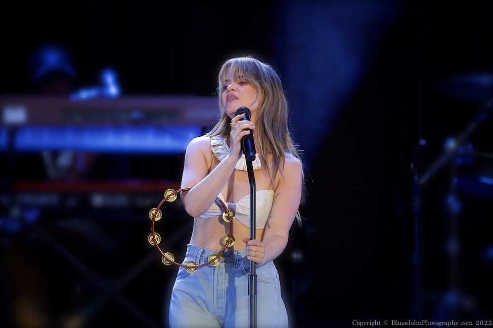 Maren Morris, Edgefield Amphitheater, photo by John Alcala