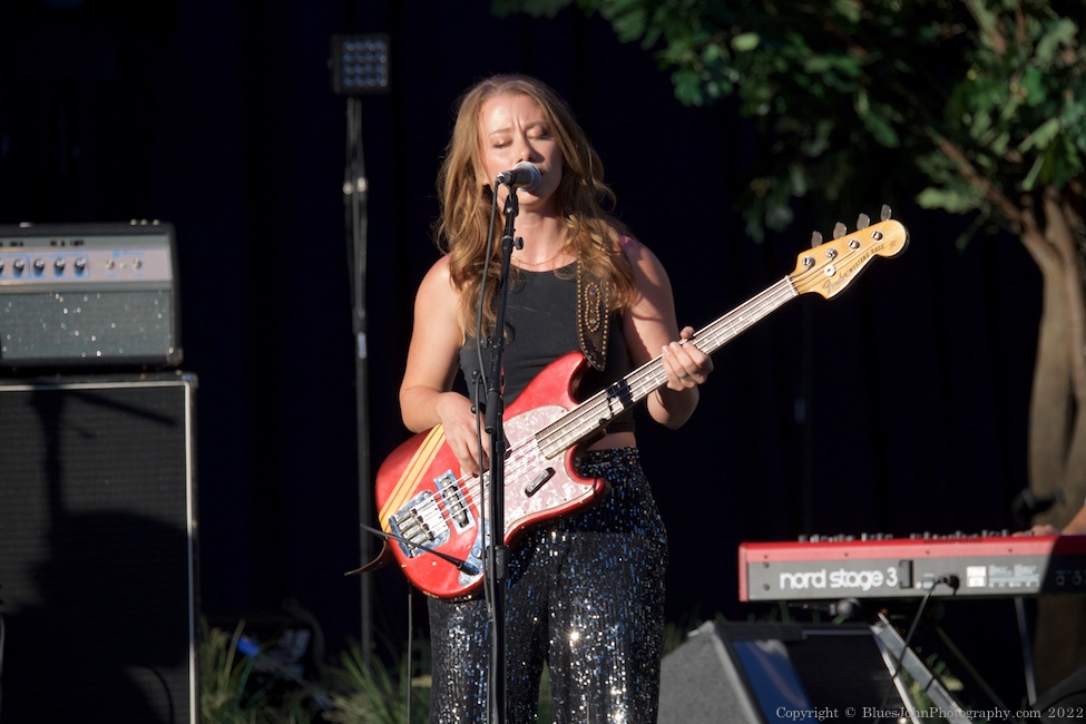 The Lone Bellow, Edgefield Amphitheater, photo by John Alcala