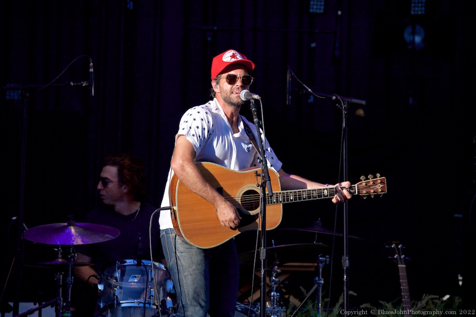 The Lone Bellow, Edgefield Amphitheater, photo by John Alcala