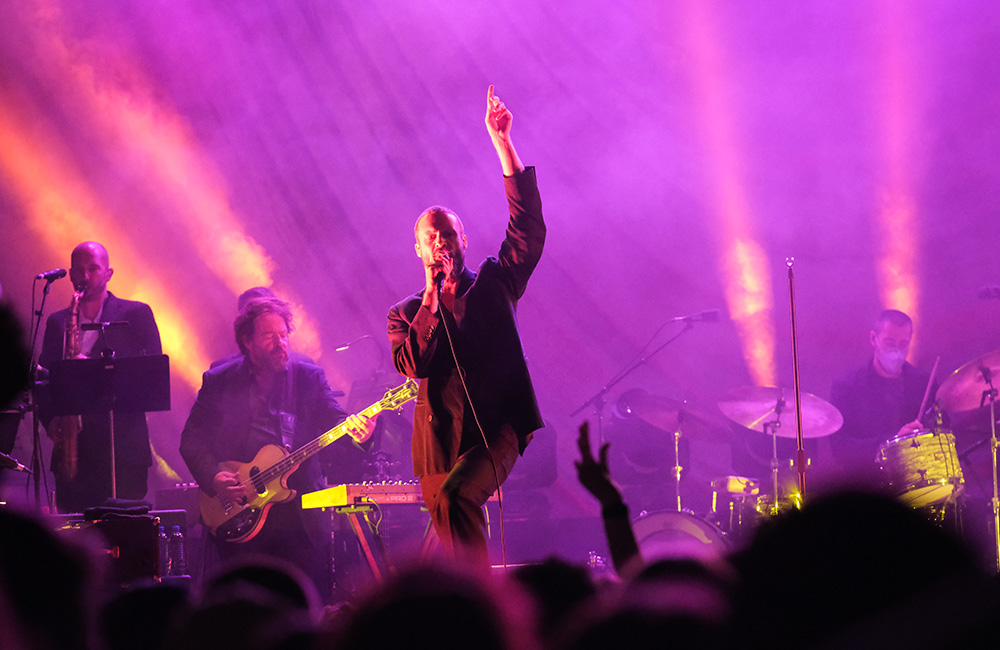 Father John Misty, Pioneer Courthouse Square, photo by Joe Duquette