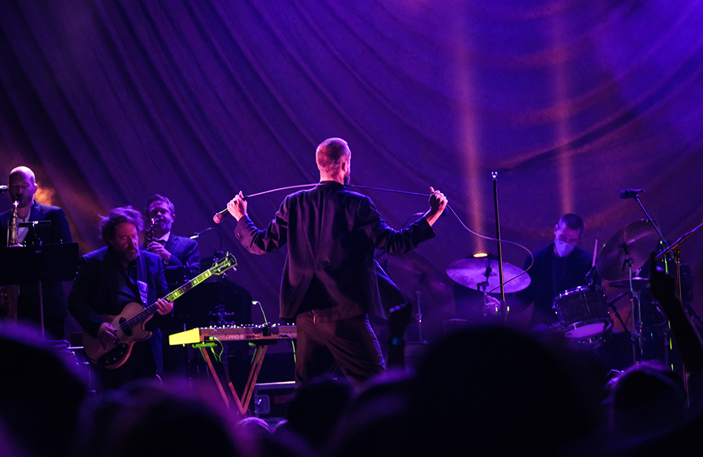 Father John Misty, Pioneer Courthouse Square, photo by Joe Duquette