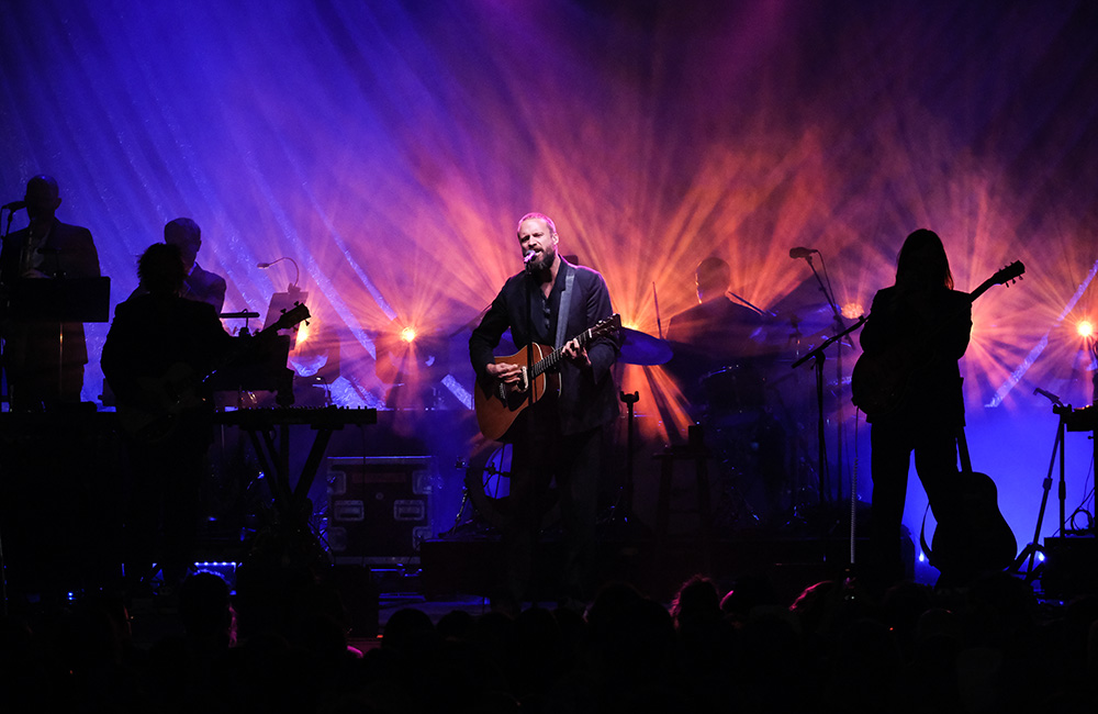Father John Misty, Pioneer Courthouse Square, photo by Joe Duquette