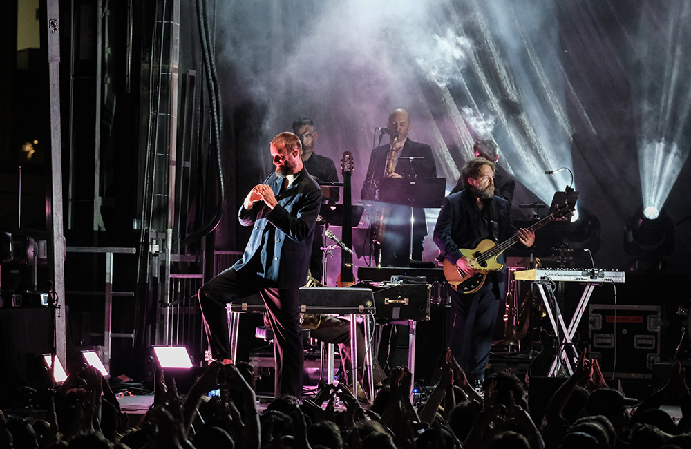 Father John Misty, Pioneer Courthouse Square, photo by Joe Duquette