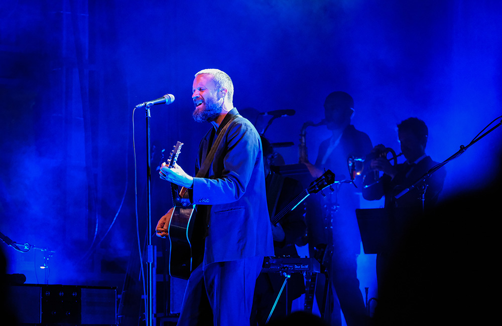Father John Misty, Pioneer Courthouse Square, photo by Joe Duquette