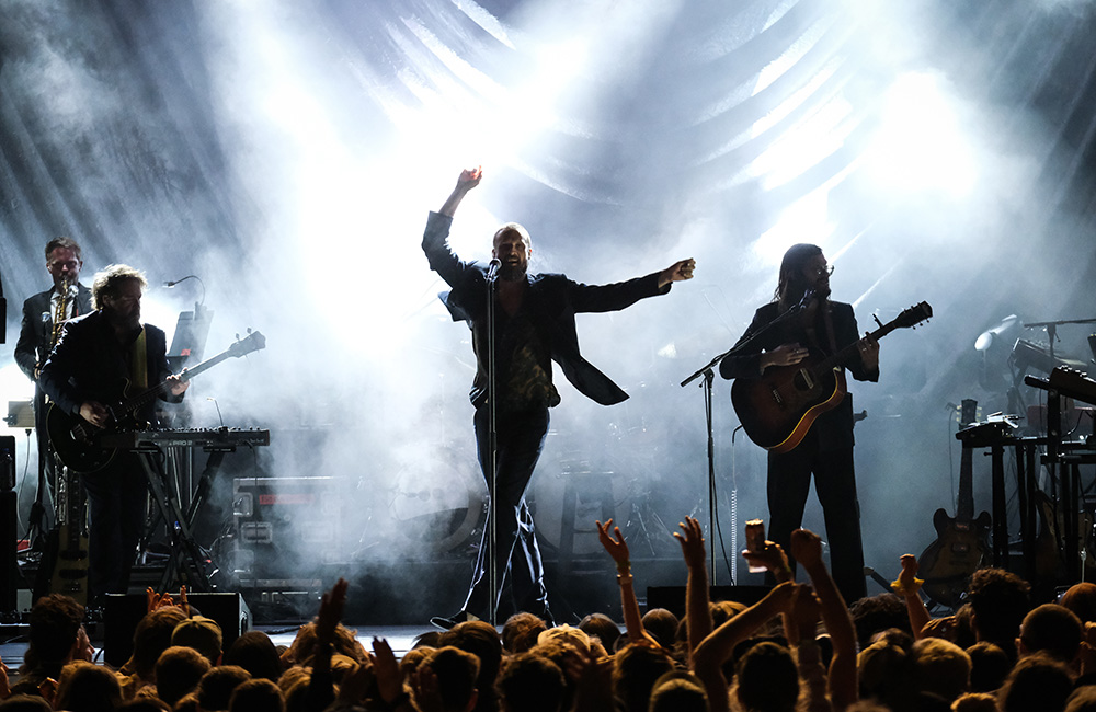 Father John Misty, Pioneer Courthouse Square, photo by Joe Duquette