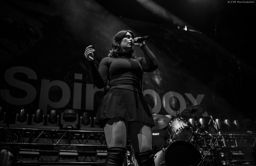 Spiritbox, Moda Center, photo by Kevin Pettigrew