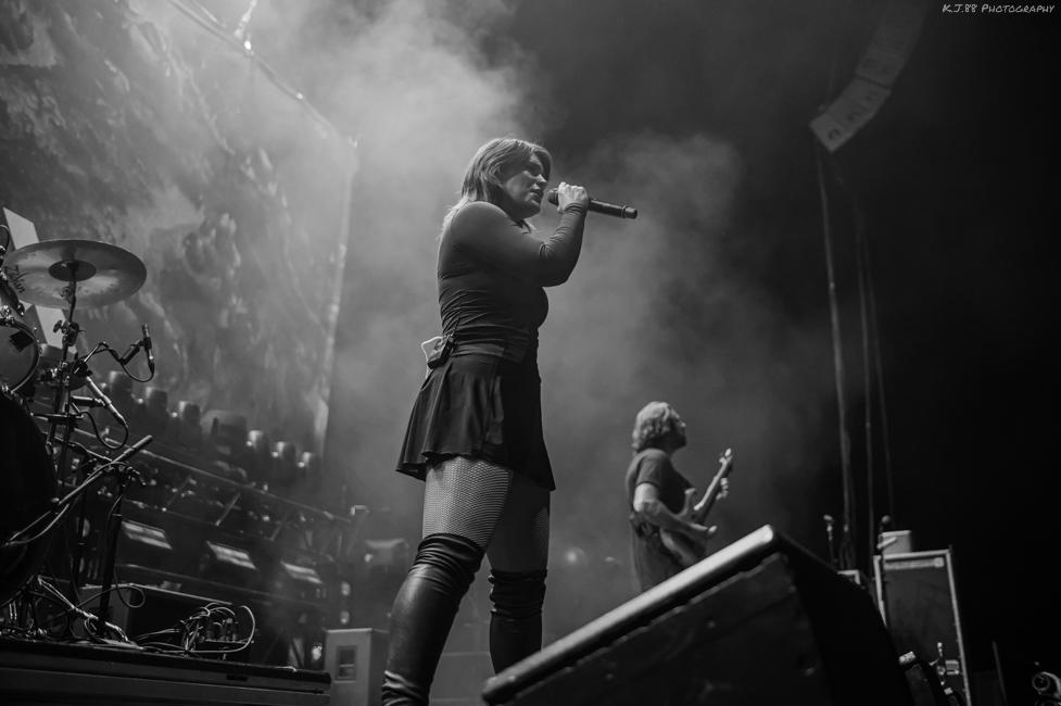 Spiritbox, Moda Center, photo by Kevin Pettigrew