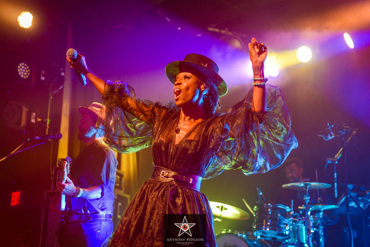 Morcheeba, Wonder Ballroom, photo by Anthony Pidgeon