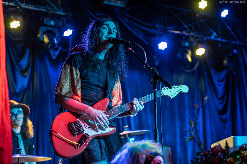 Karen Caskets, Dante's, photo by Kevin Pettigrew