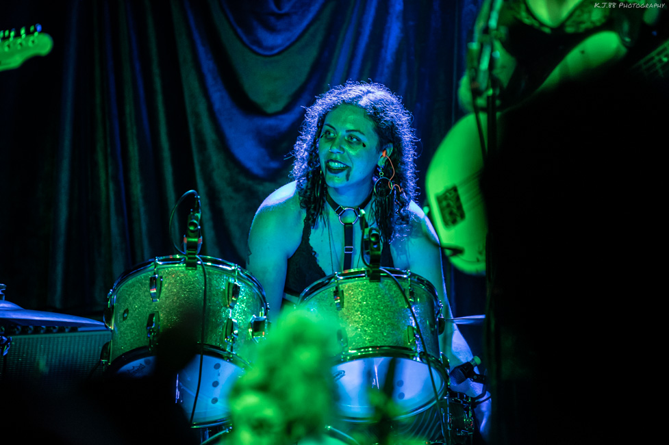 Titsweat, Dante's, photo by Kevin Pettigrew