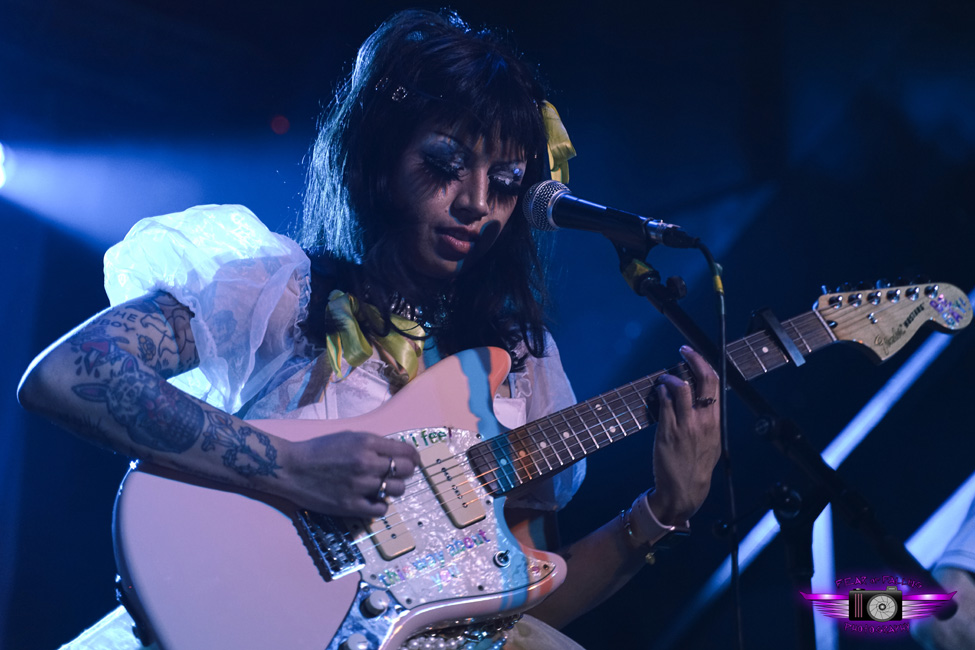 insignificant other, Hawthorne Theatre, photo by Joshua Hathaway