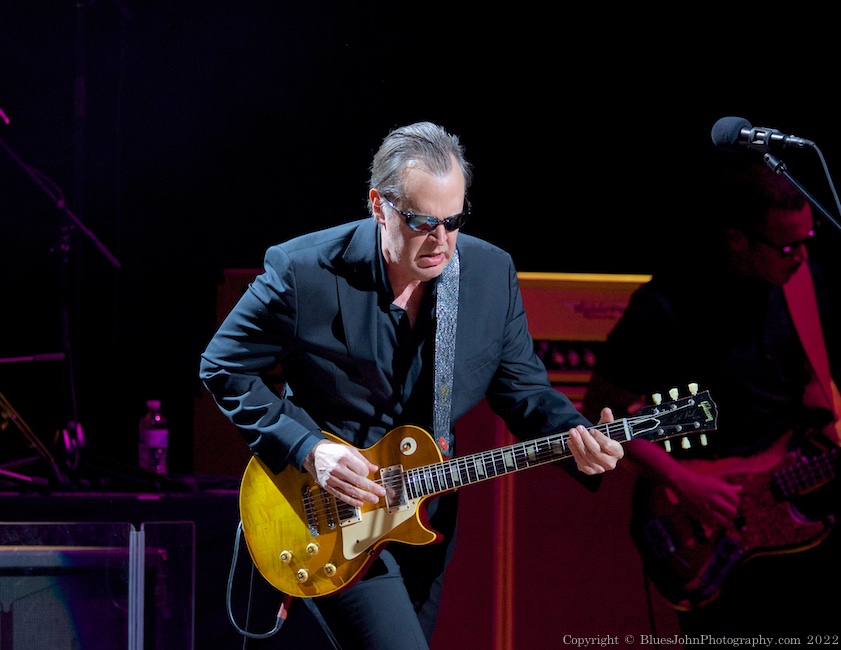 Joe Bonamassa, Arlene Schnitzer Concert Hall, photo by John Alcala