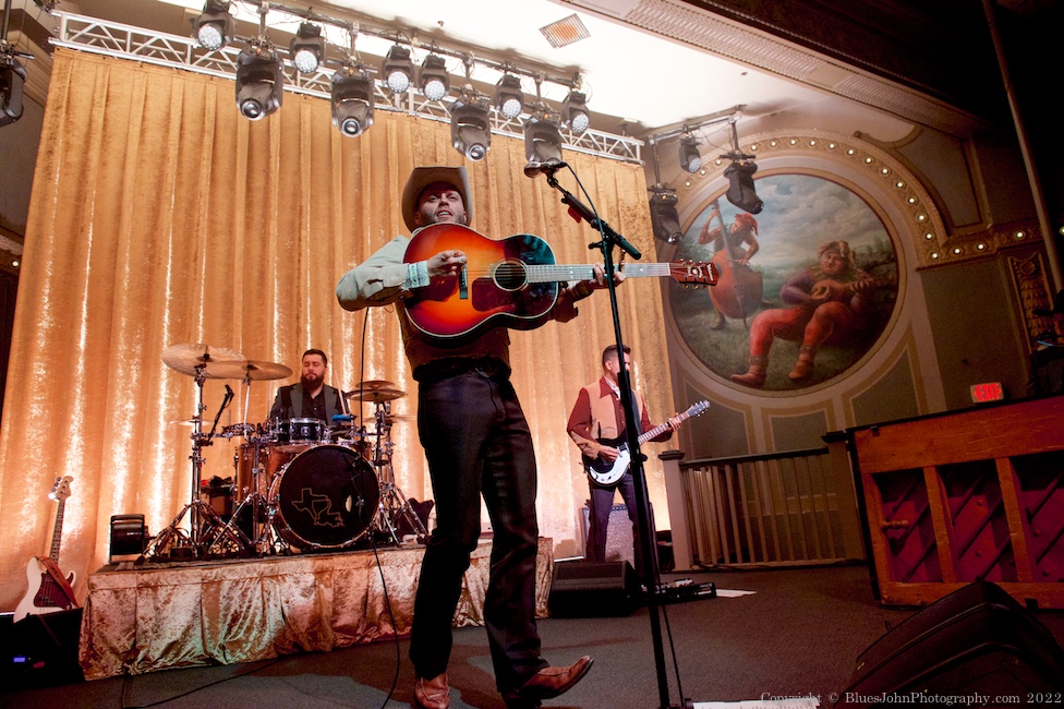 Charley Crockett, Crystal Ballroom, photo by John Alcala