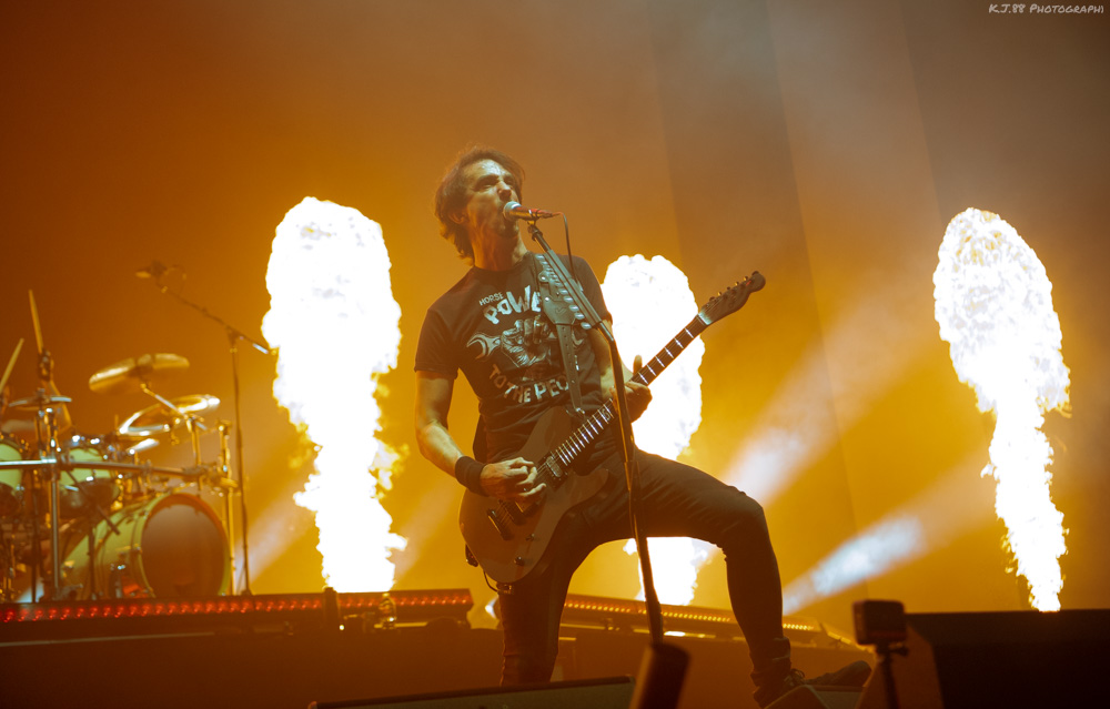 Gojira, Veterans Memorial Coliseum, photo by Kevin Pettigrew