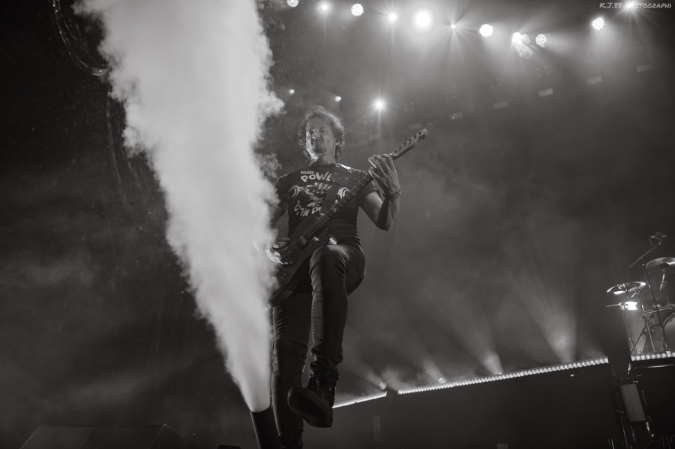Gojira, Veterans Memorial Coliseum, photo by Kevin Pettigrew