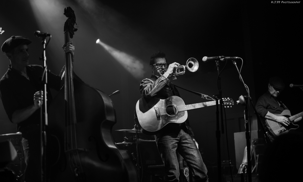 The Dusty 45s, Bossanova Ballroom, photo by Kevin Pettigrew