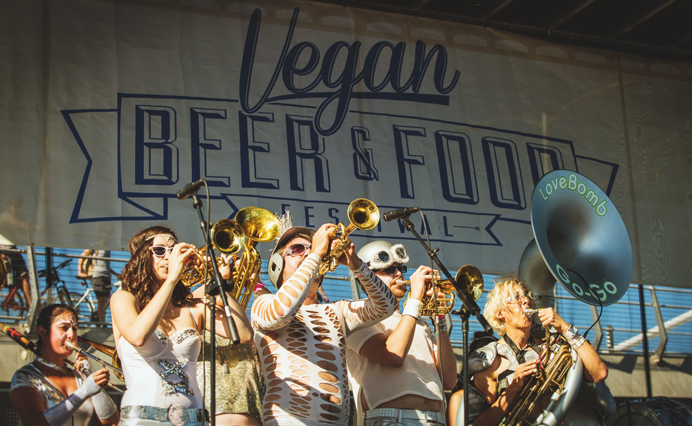 LoveBomb Go-Go, Vegan Beer & Food Festival, Zidell Yards, photo by Autumn Andel