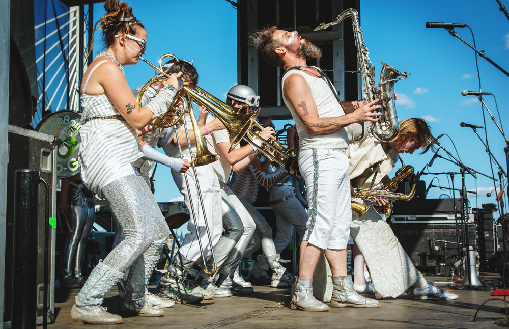 LoveBomb Go-Go, Vegan Beer & Food Festival, Zidell Yards, photo by Autumn Andel