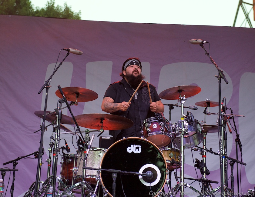 Los Lonely Boys, Tom McCall Waterfront Park, photo by John Alcala