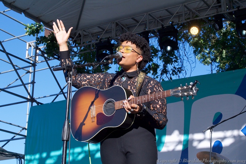 Amythyst Kiah, Tom McCall Waterfront Park, photo by John Alcala
