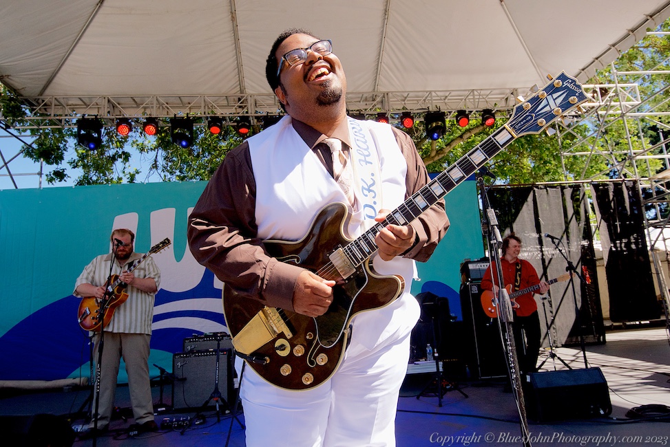 Tom McCall Waterfront Park, photo by John Alcala