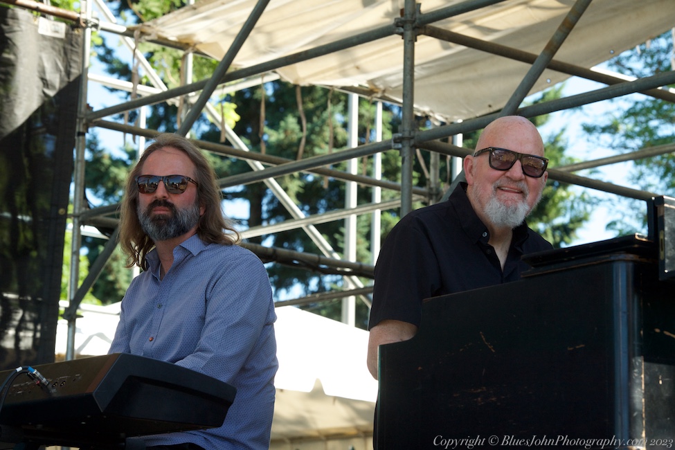 Tom McCall Waterfront Park, photo by John Alcala