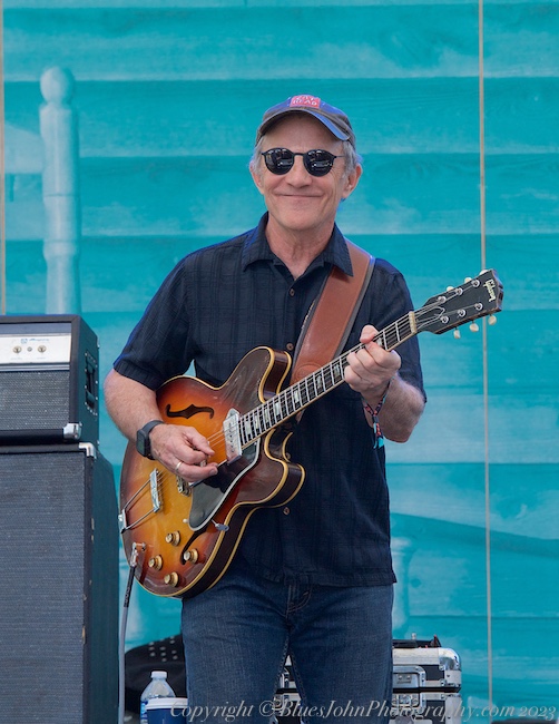 Tom McCall Waterfront Park, photo by John Alcala