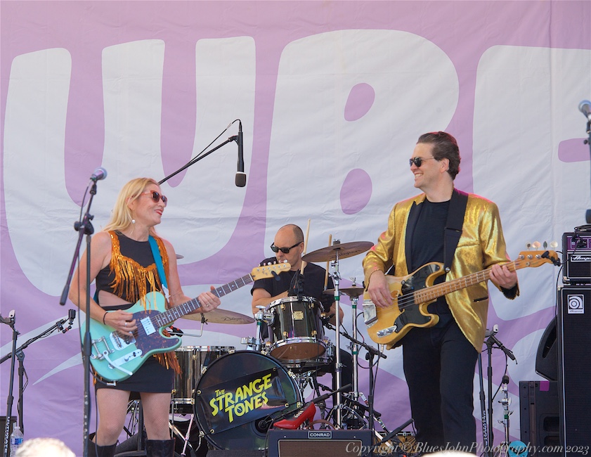 The Strange Tones, Tom McCall Waterfront Park, photo by John Alcala