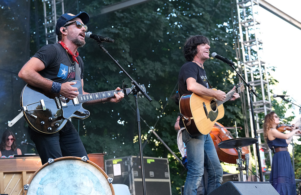 The Avett Brothers, Edgefield Amphitheater, photo by Joe Duquette