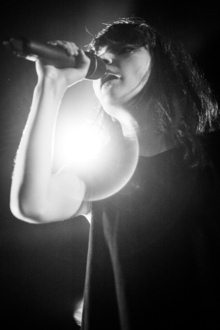 Chvrches, Crystal Ballroom, photo by Tojo Andrianarivo